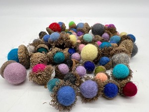 lot 326 image: Needled Felt Acorn Decor