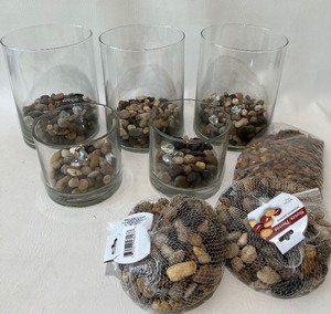 lot 361 image: Glass Vases and Variety of Decorative Stones Rocks