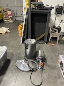 lot 8 image: Propane Patio Heater