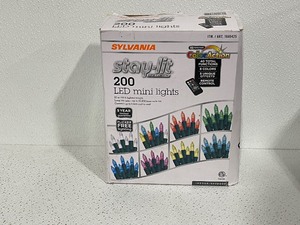 lot 29 image: LED Mini Lights Color Changing