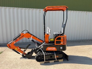 lot 209 image: Mini Excavator QH12R