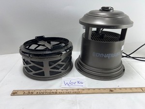 lot 378 image: Dynatrap Insect Trap