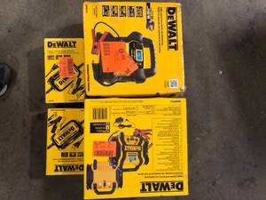 lot 40 image: Lot of Assorted Portable Power Stations Various Models and Conditions  Customer Returns See Pictures