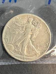 1941 US WALKING LIBERTY HALF DOLLAR