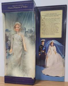 lot 4 image: 1982 Goldberger Diana Princess of Wales NIB