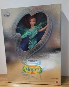 lot 23 image: 1997 Disneys The Little Mermaid Film Premier Edition NRFB