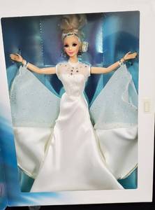 lot 146 image: Starlight Dance Barbie Classique Collection Fifth in a Series Cynthia Young Designer 1996 NIB