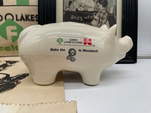 lot 101 image: Land O Lakes Advertising Piggy Bank and Picture