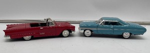 lot 7 image: 132 Scale 1958 Thunderbird and 1964 Galaxie