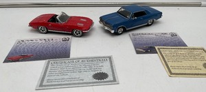 lot 9 image: 132 Scale 1965 Chevelle Malibu Super Sport and 1963 Corvette Stingray Convertible