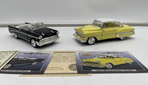 lot 14 image: 132 Scale 1957 Chevy Bel Air Convertible and 1954 Bel Air Sport Coupe 132 Scale Metal