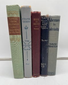 lot 18 image: Five Vintage Hardcover Books Decor