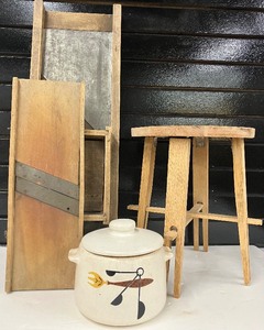 lot 66 image: Vintage Kitchen Decor Westbend USA Pottery, Cabbage Slicer, Stool