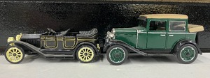 lot 76 image: Two Vintage Diecast Cars 1929 Chevy Landau Sedan and 1911 Chevy Classic Six