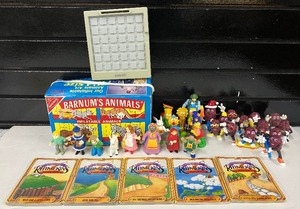 lot 82 image: Toy LOT- Barnums Inflatable Animals, California Raisin Figurines