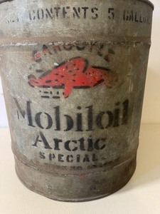 lot 114 image: Mobil Oil Arctic Special 5 Gallon Can Gargoyle