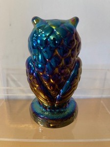 lot 116 image: Mosser Glass Owl Carnival Glass 4 Marked