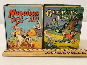 lot 118 image: 1930-1940s Miniature Books by Saalfield Napoleon and Gullivers Travels