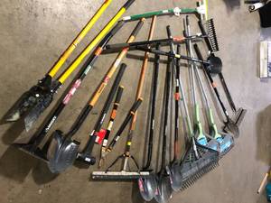 Lot of Assorted Lawn Care Items Various Models and Conditions Customer Returns See Pictures