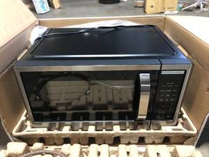 Vissani 1.1 cu. ft. Countertop Microwave in Fingerprint Resistant Stainless Steel  Customer Returns See Pictures