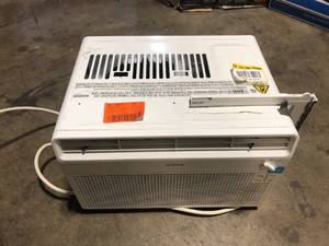 Vissani 5,000 BTU 115-Volt Window Air Conditioner for 150 sq. ft Rooms in White Customer Returns See Pictures