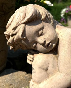Darling Resin Angel Decor