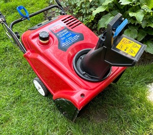 Toro 621 QZE Blower Clear Snow Blower