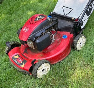 Toro Personal Pace Recycler 22 Lawnmower