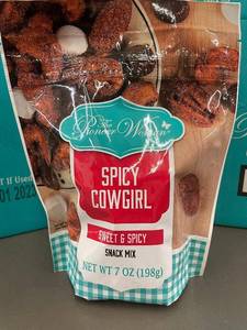 The Pioneer Woman Spicy Cowgirl Snack Mix - 8 Packs of 7 oz