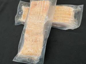 J - Lot of 2X 1.5lbs Thick Cut Bacon Vacuum-Sealed Bacon Slabs