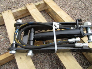 lot 58 image: 7 Mini Excavator Hydraulic Thumb