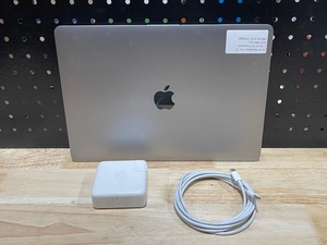 2016 Apple MacBook Pro 13 Laptop