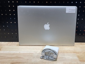 2015 Apple MacBook Pro 15 Laptop