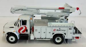 lot 54 image: First Gear Die-Cast Miniature Xcel Energy Truck