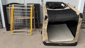lot 60 image: Misc. Portable Dog kennels & More