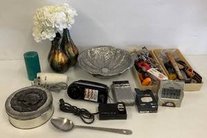 lot 98 image: Misc. Kitchen Dcor & More
