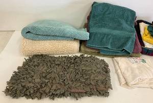 lot 108 image: Misc. towels & Shop Rags 