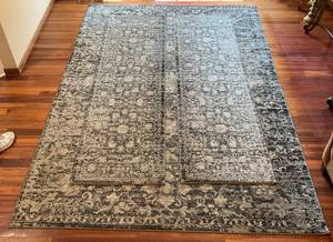 lot 127 image: Three Decorative Gray, White & Black Accent Rugs 2 26 x 91 1 79 x 114