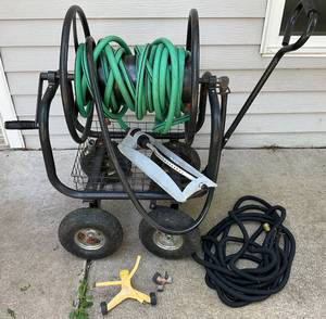 lot 154 image: Rolling Garden Hose Reel Cart