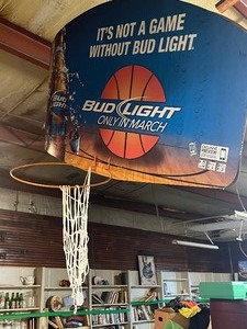 Bud LIght basket ball hoop