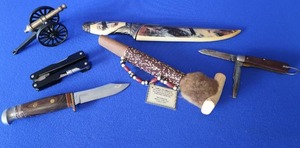 lot 14 image: MISC ASSORTMENT KNIVES PLUS
