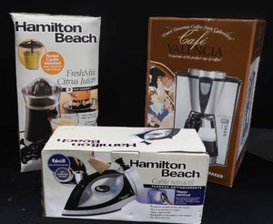 lot 54 image: 3 NIB SM KITCHEN APPLIANCES