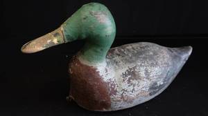 lot 91 image: COLLECTIBLE DUCK DECOYS