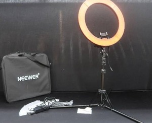 lot 12A image: NEEWER RING LIGHT KIT  LIKE NEW