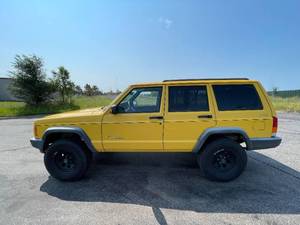 2000 Jeep Cherokee Sport - 4X4