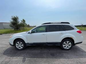 2012 Subaru Outback 2.5I Premium - AWD