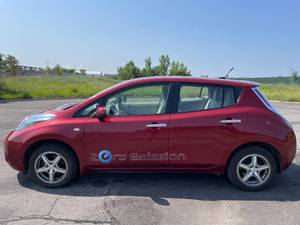 2012 Nissan LEAF SV  - 1 OWNER - 39,330 MILES