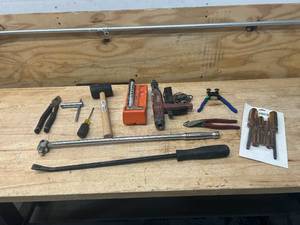 lot 181 image: Lot of Various Tools