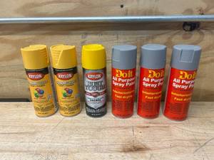 lot 186 image: Lot of 6 Cans of Spray Paint