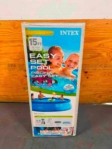 lot 19 image: INTEX 15 x 42 Inflatable Pool w Filter Pump